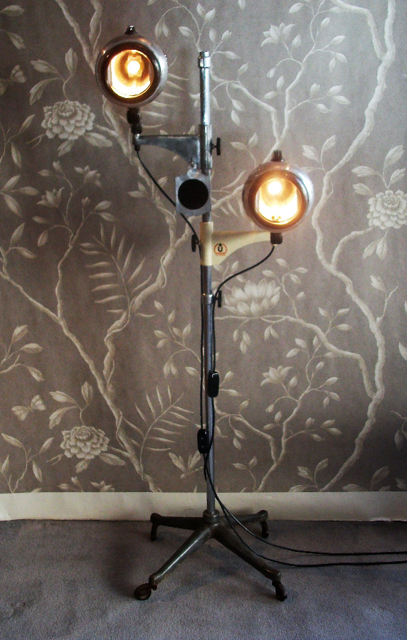 medical Sollux Hanau original Bauhaus Era light